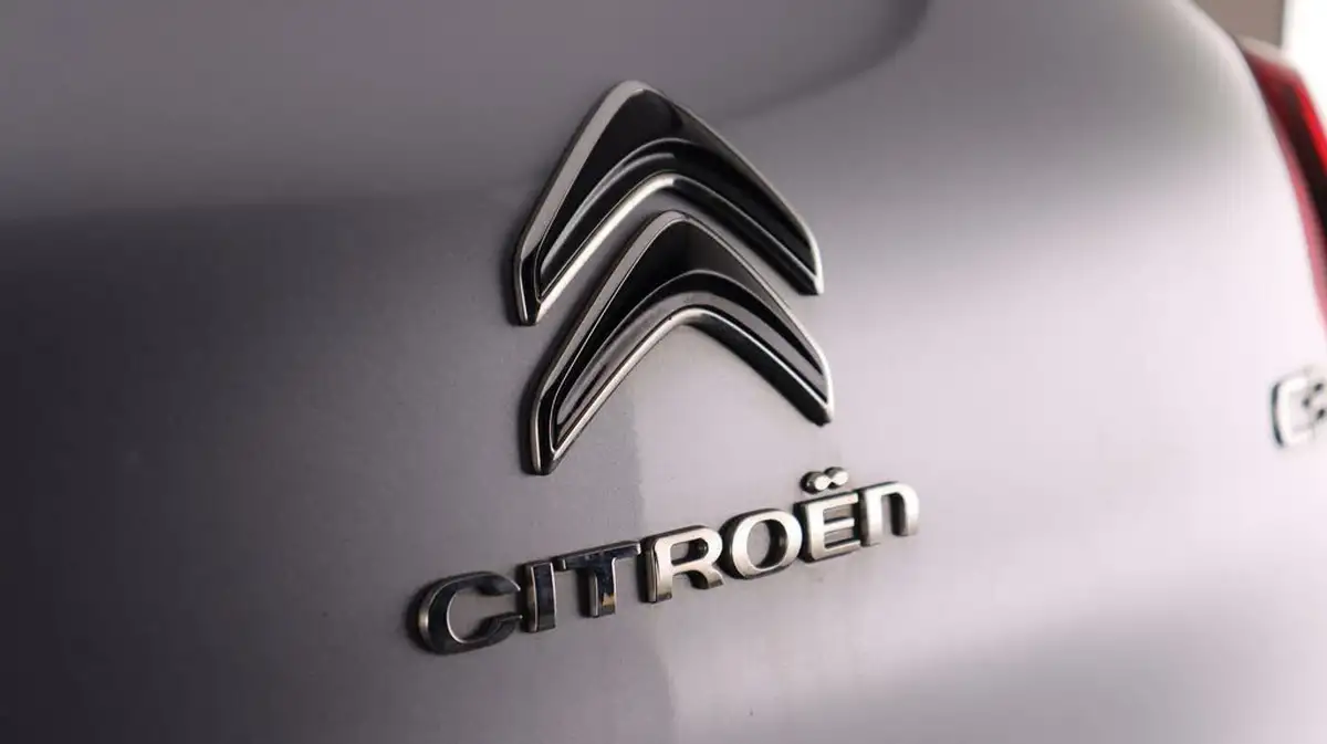 2020-citroen-c3-12-puretech-flair-83ps-big-19