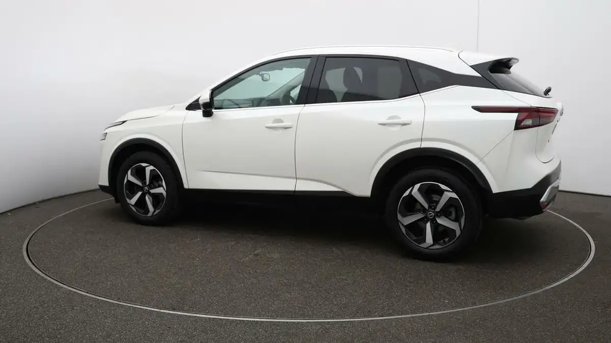 2022-nissan-qashqai-13-dig-t-n-connecta-140ps-big-47
