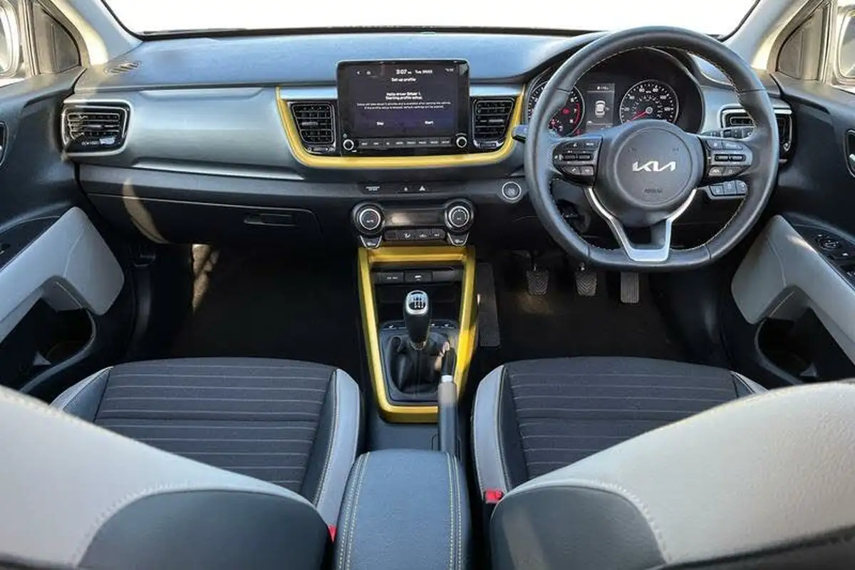 2023-kia-stonic-10-t-gdi-quantum-big-9