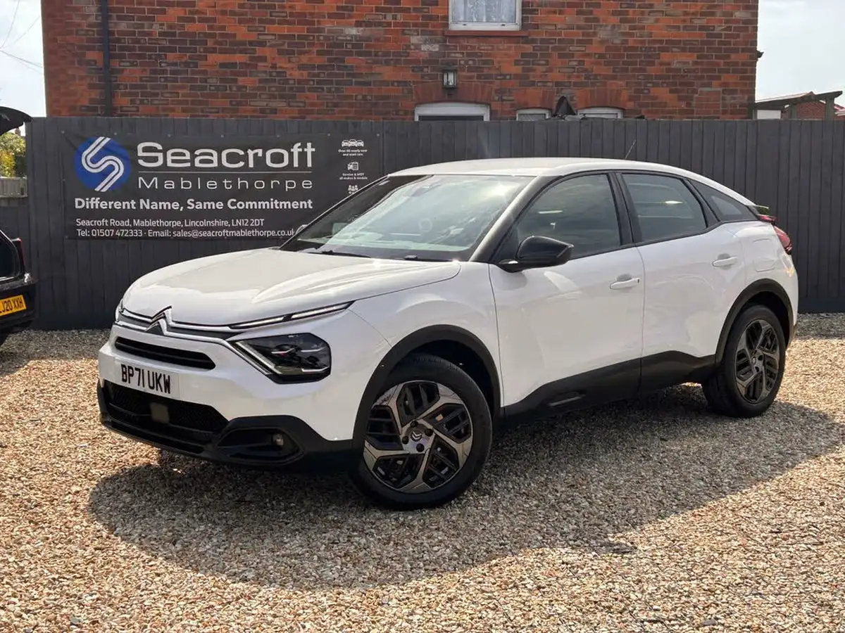 2022-citroen-c4-12-puretech-sense-plus-eat8-big-0