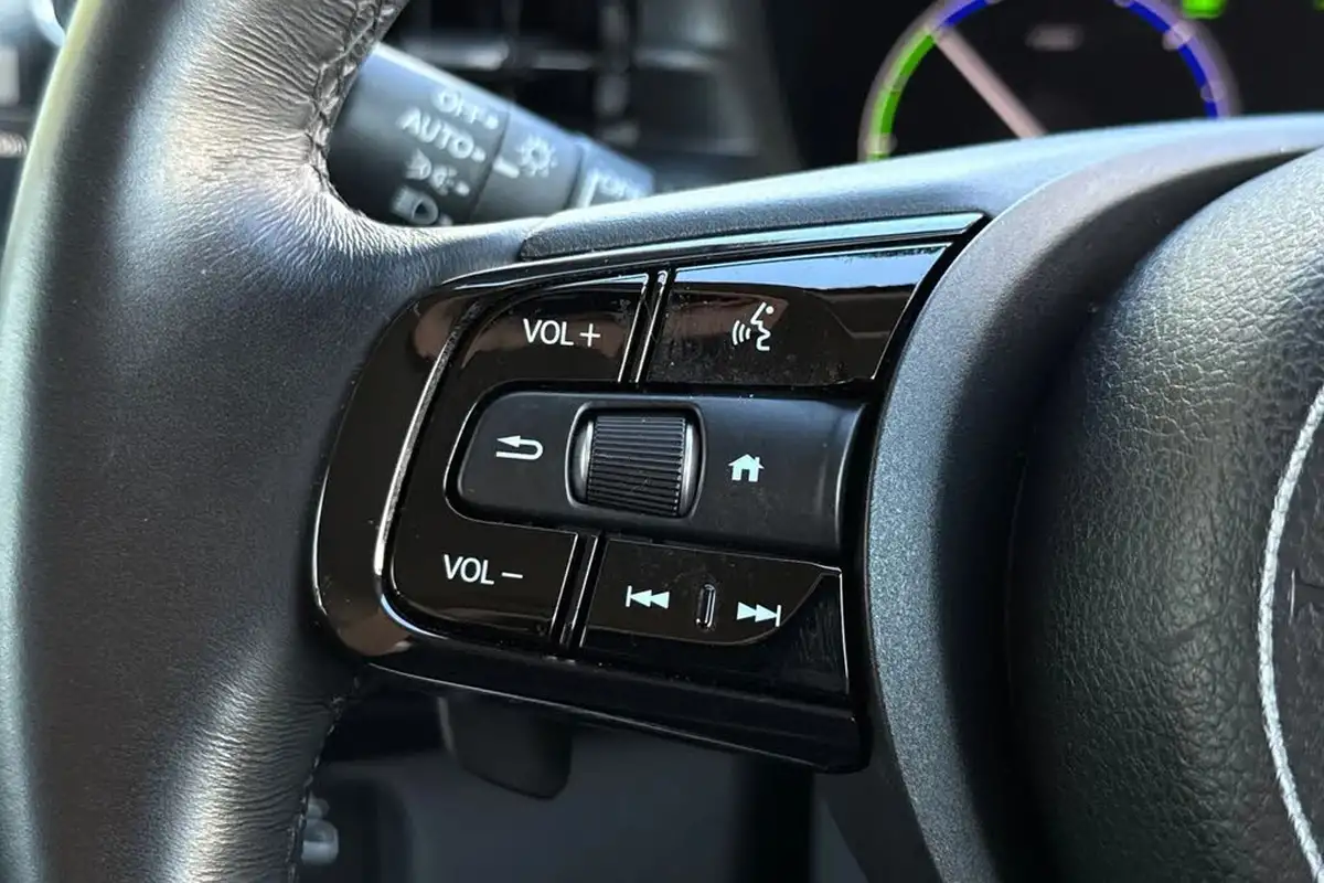 2022-honda-hr-v-15-i-mmd-advance-big-34