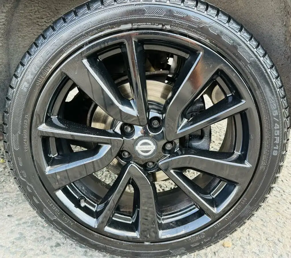 2017-nissan-qashqai-15dci-tekna-big-25