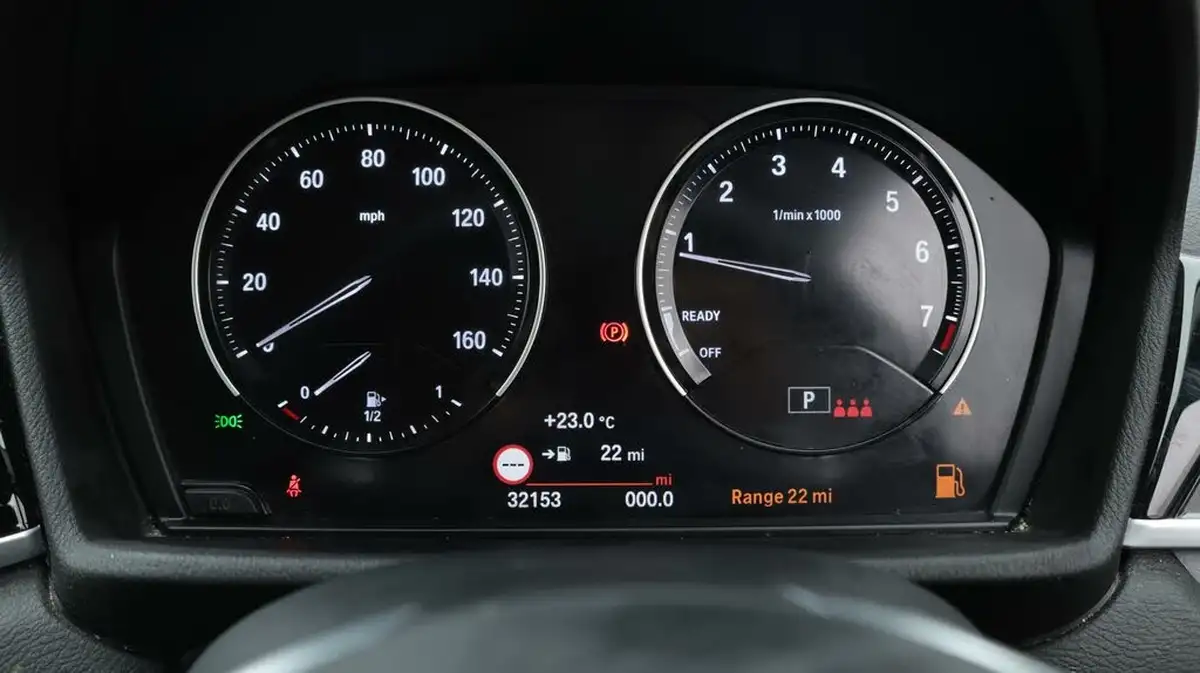 2021-bmw-x1-20-sdrive20i-xline-big-10