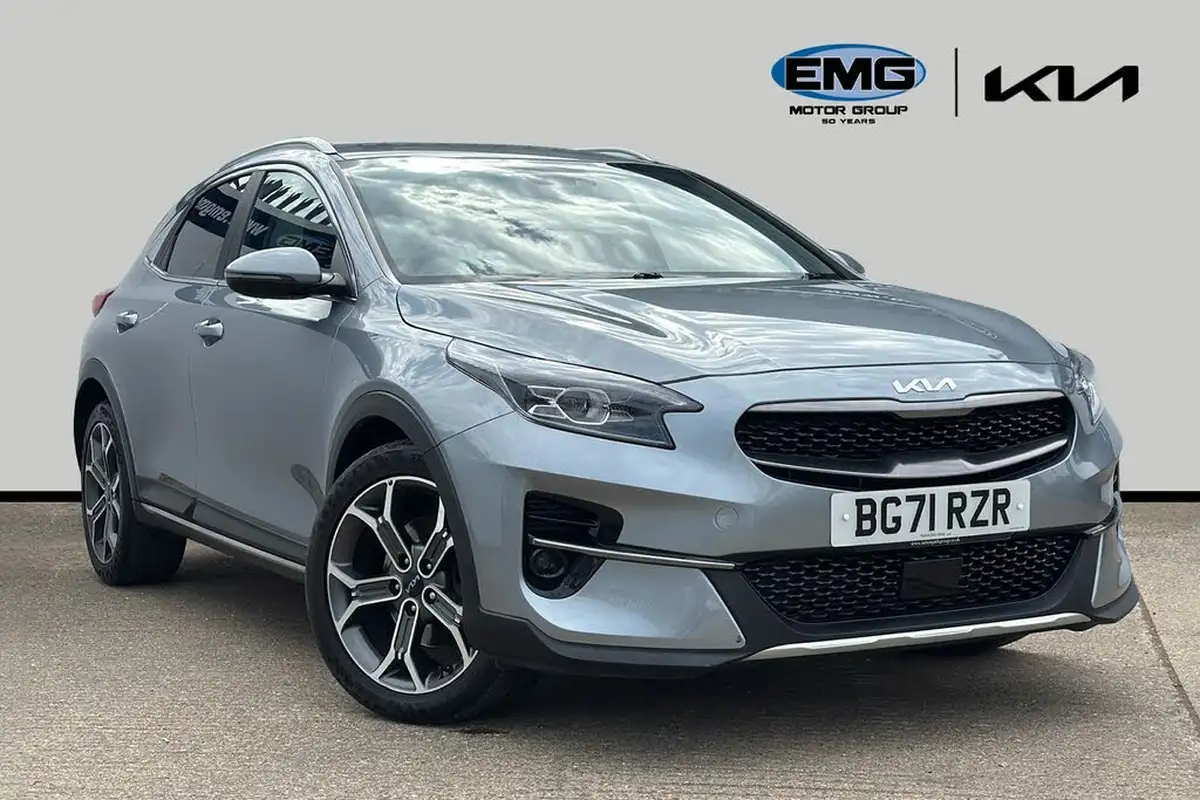 2022-kia-xceed-15-t-gdi-3-big-0