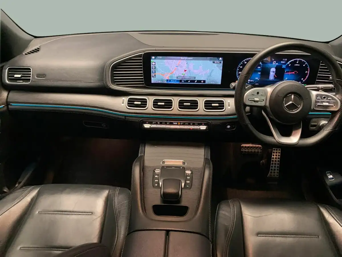 2020-mercedes-benz-gle-class-20d-gle300d-amg-line-5-big-1