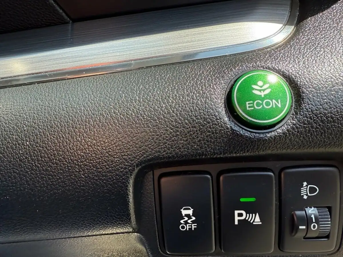 2017-honda-cr-v-16i-dtec-se-plus-navi-120ps-2wdss-big-24