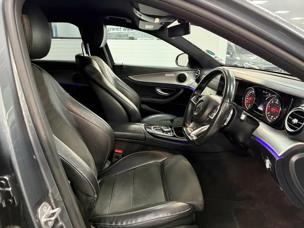 2016-mercedes-benz-e-class-20d-e220d-amg-line-ss-saloon-4d-big-24