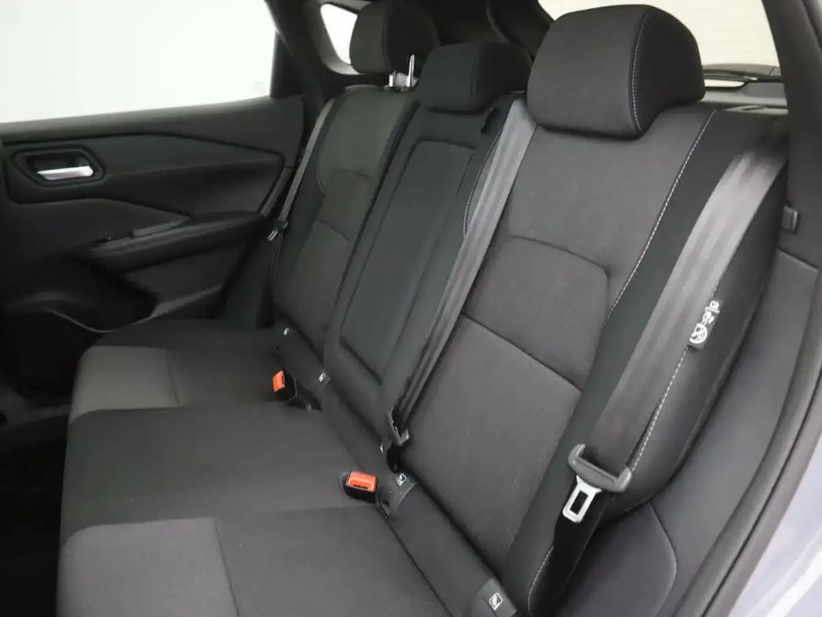 2023-nissan-qashqai-13-dig-t-n-connecta-160ps-auto-big-9