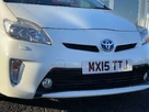 2015-toyota-prius-18-t-spirit-small-8