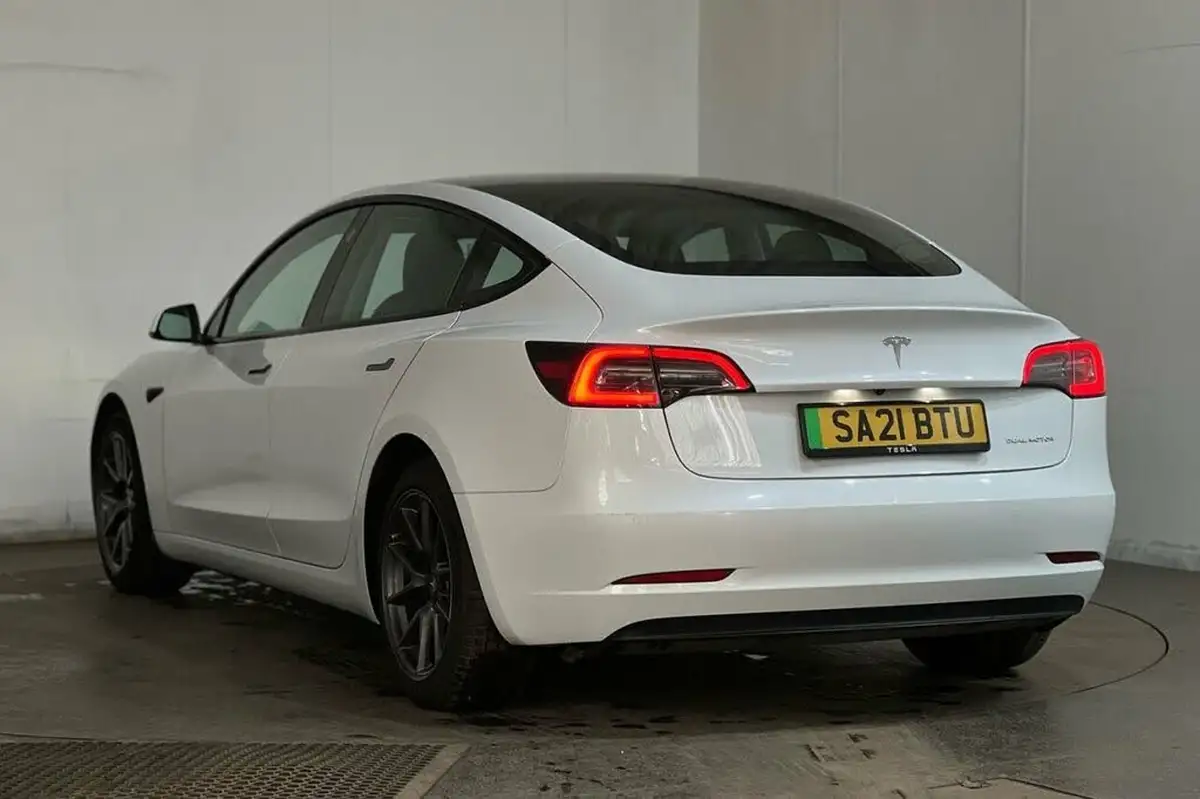 2021-tesla-model-3-e-long-range-4x4-big-22
