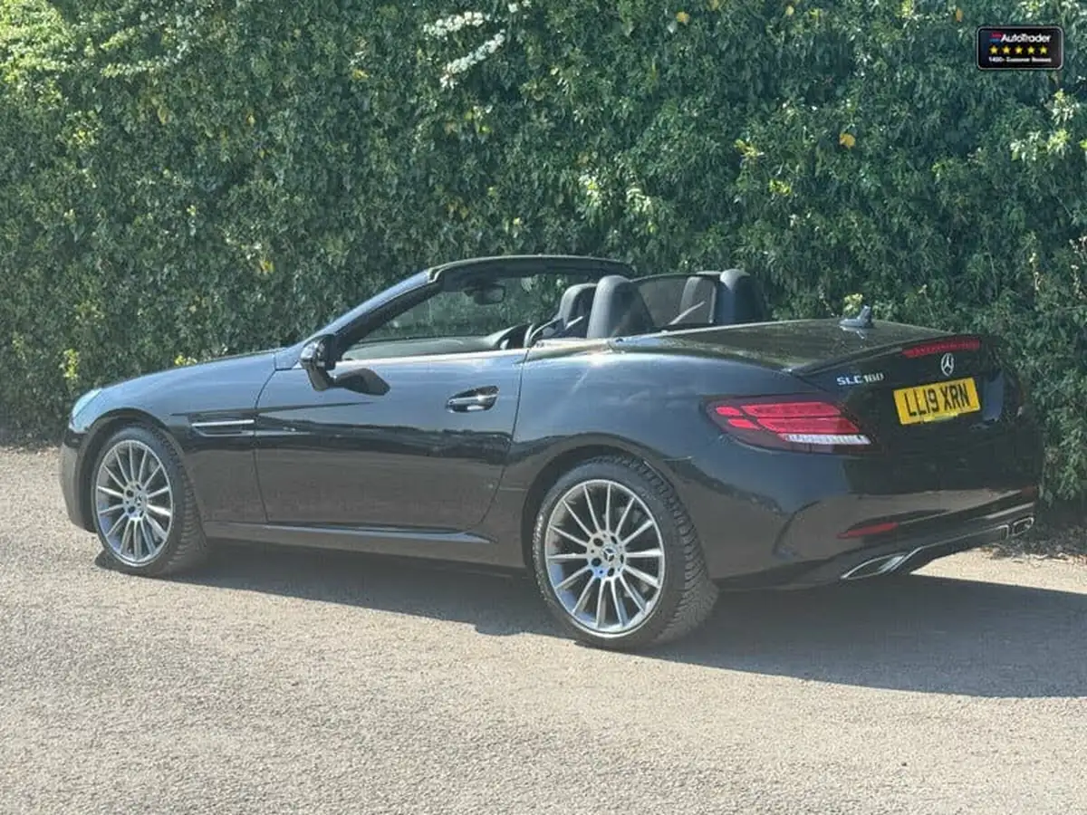 2019-mercedes-benz-slc-16-slc180-amg-line-big-31