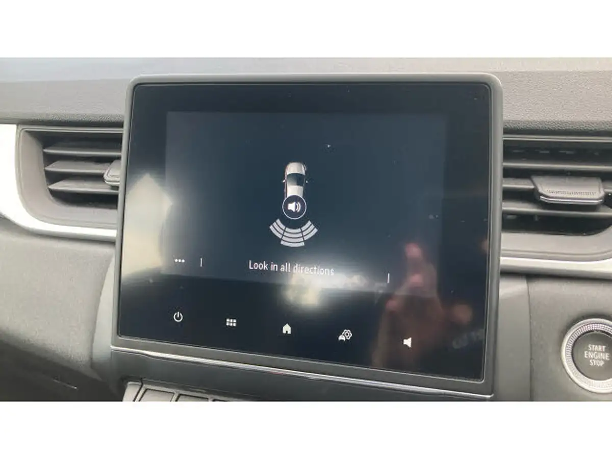 2020-renault-captur-10-tce-iconic-100bhp-big-33