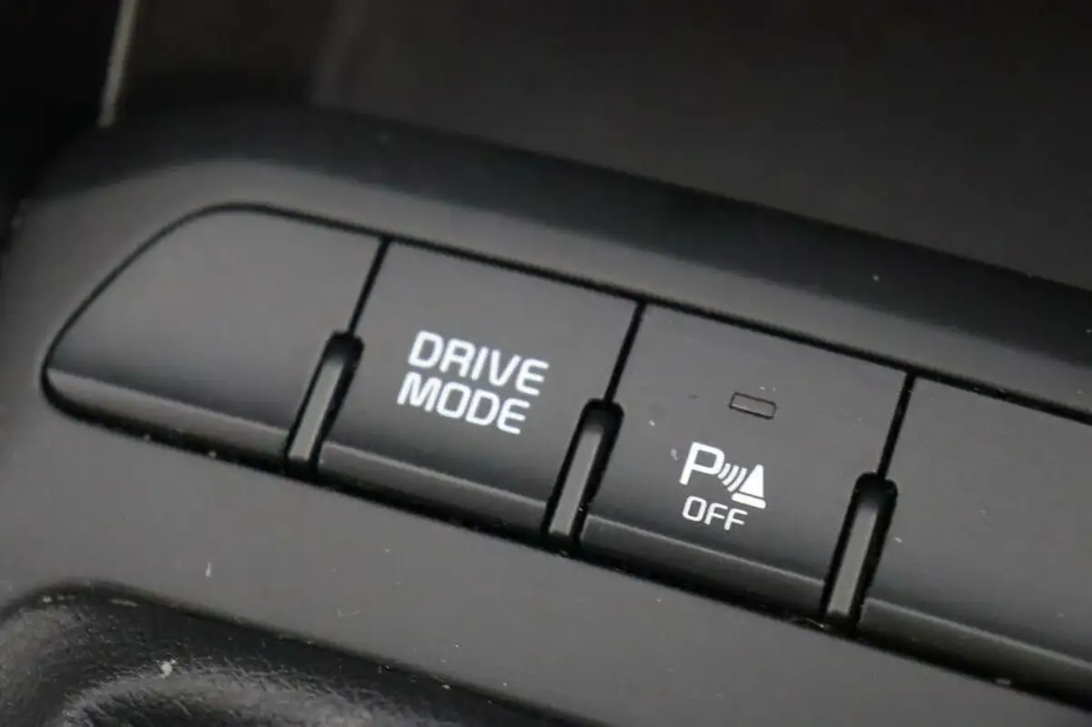 2021-kia-stonic-10-t-gdi-connect-big-25