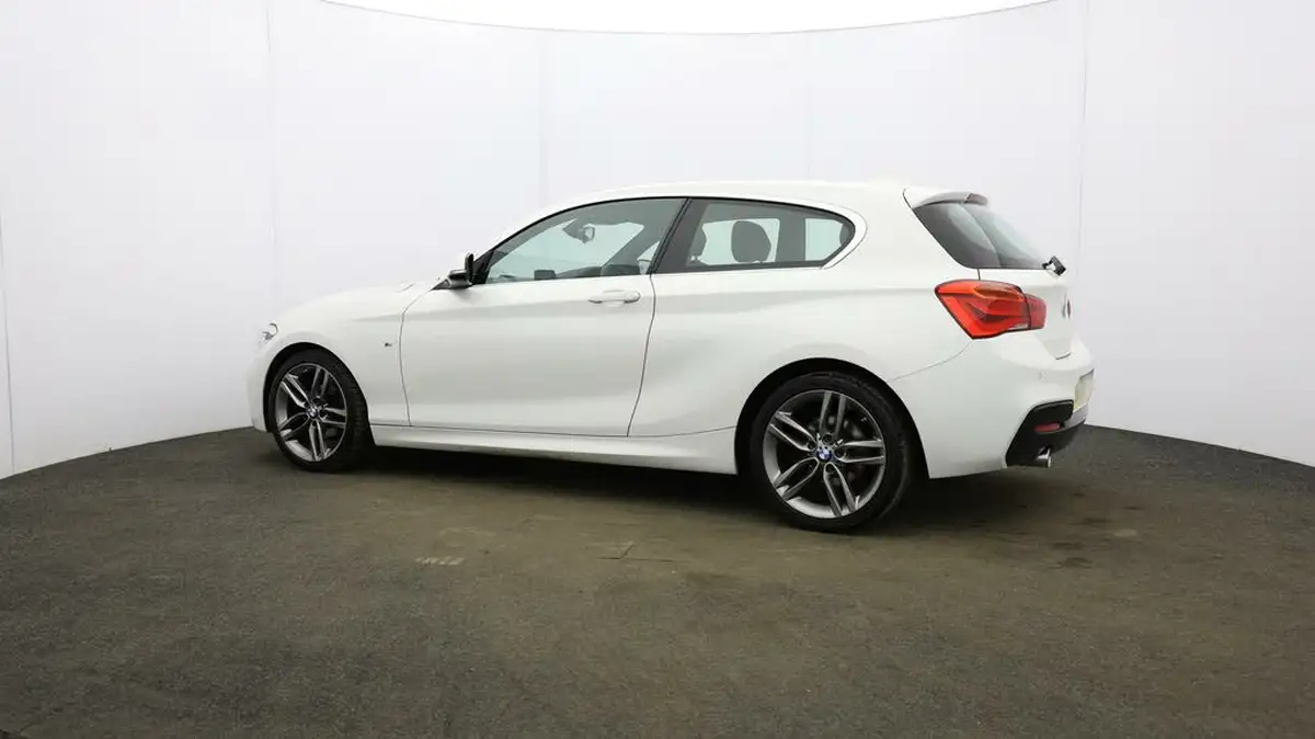 2018-bmw-1-series-15-118i-m-sport-3d-big-62