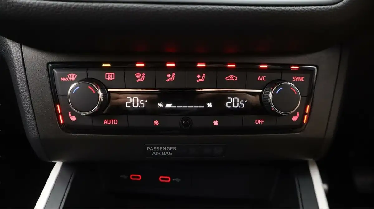 2021-seat-arona-10-tsi-xcellence-lux-110ps-big-12