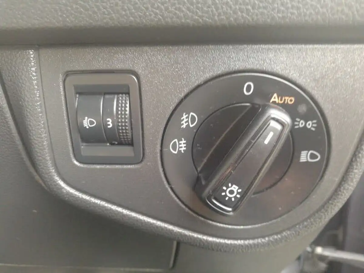 2023-volkswagen-polo-10-tsi-r-line-95ps-dsg-big-10