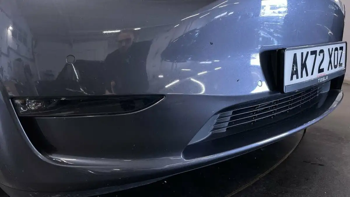 2022-tesla-model-y-e-long-range-big-10