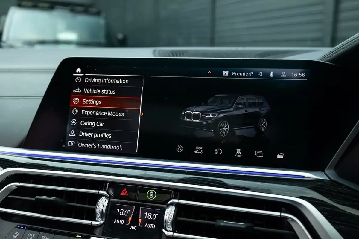 2020-bmw-x7-30td-m50d-big-44