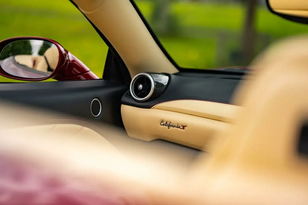 2015-ferrari-california-39-t-big-31