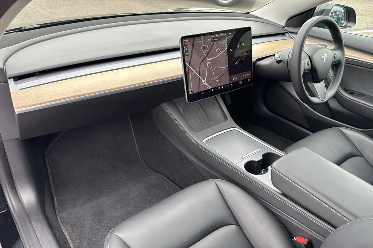2021-tesla-model-3-e-standard-plus-big-9