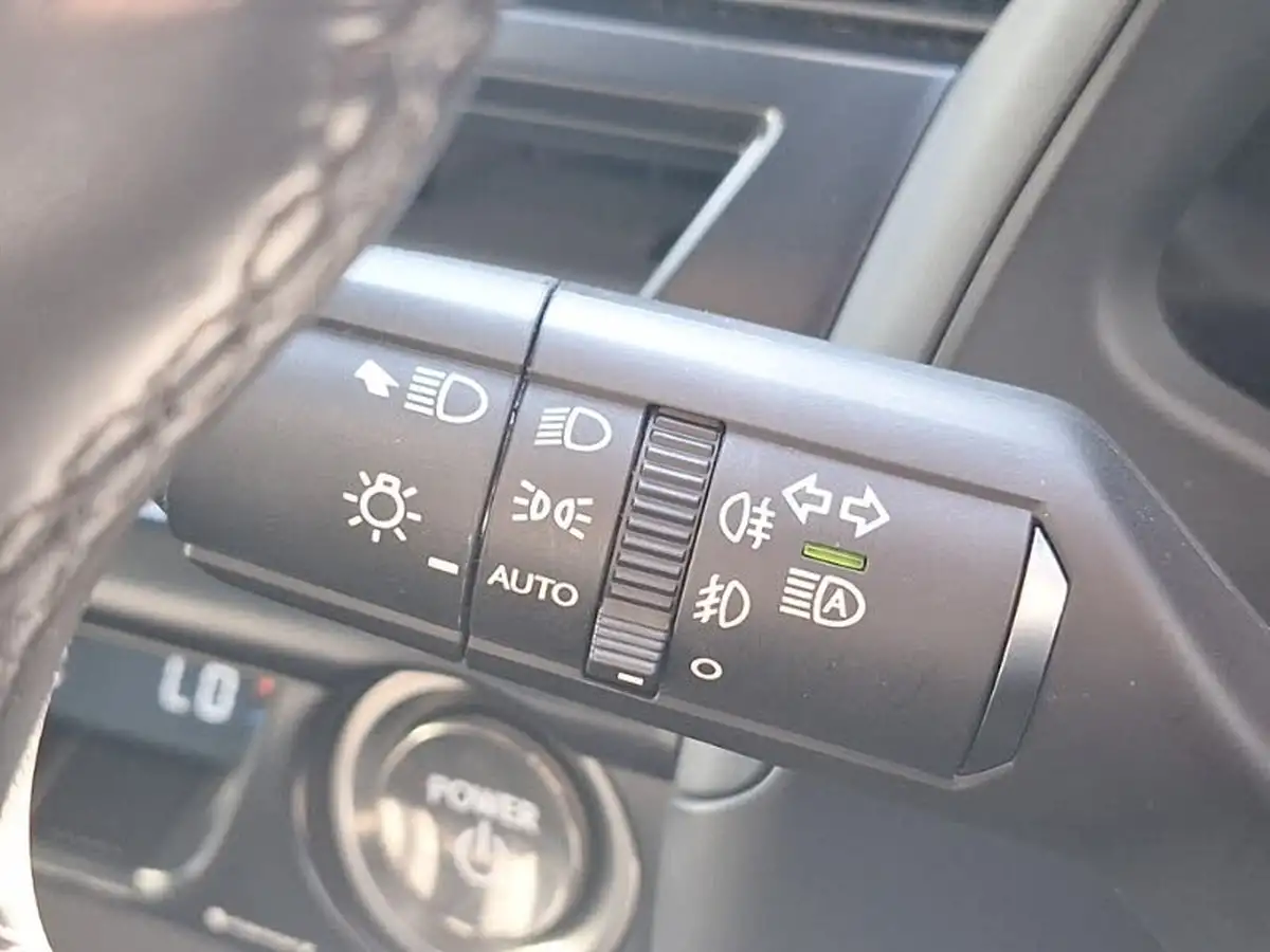 2022-lexus-ux-250h-20-f-sport-premium-plus-pack-big-18