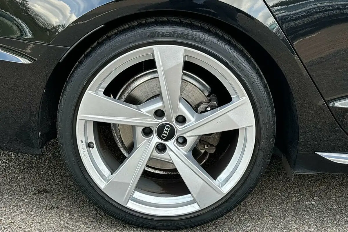 2021-audi-a4-20-35-tdi-s-line-big-12