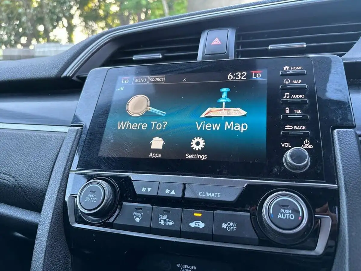 2020-honda-civic-10-vtec-turbo-sr-hatchback-5d-cvt-big-17