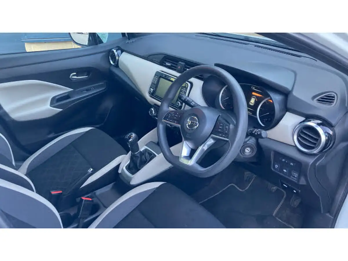 2018-nissan-micra-09-ig-t-acenta-big-10