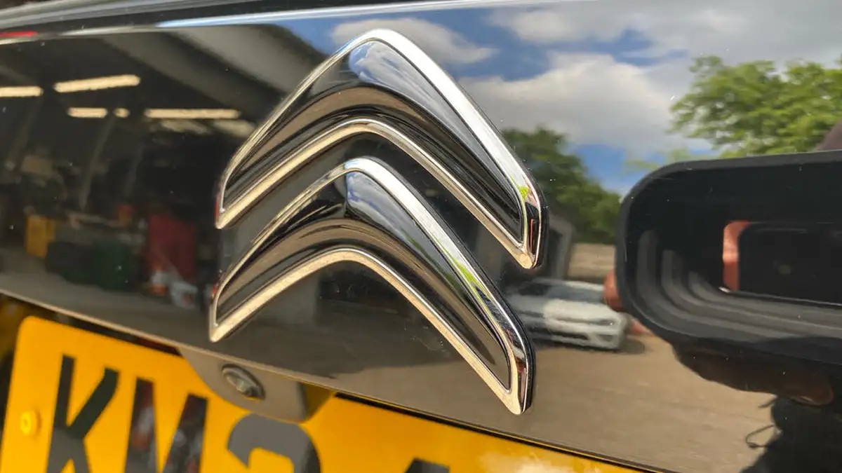 2024-citroen-c4-12-puretech-max-130ps-ss-eat8-big-25