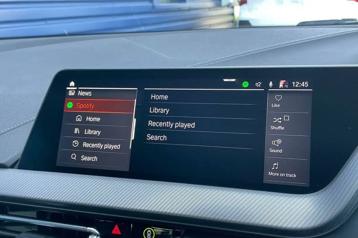 2022-bmw-2-series-20-m235i-xdrive-big-29