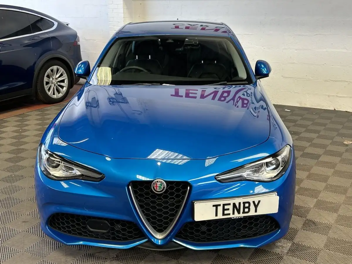 2018-alfa-romeo-giulia-20-veloce-big-3