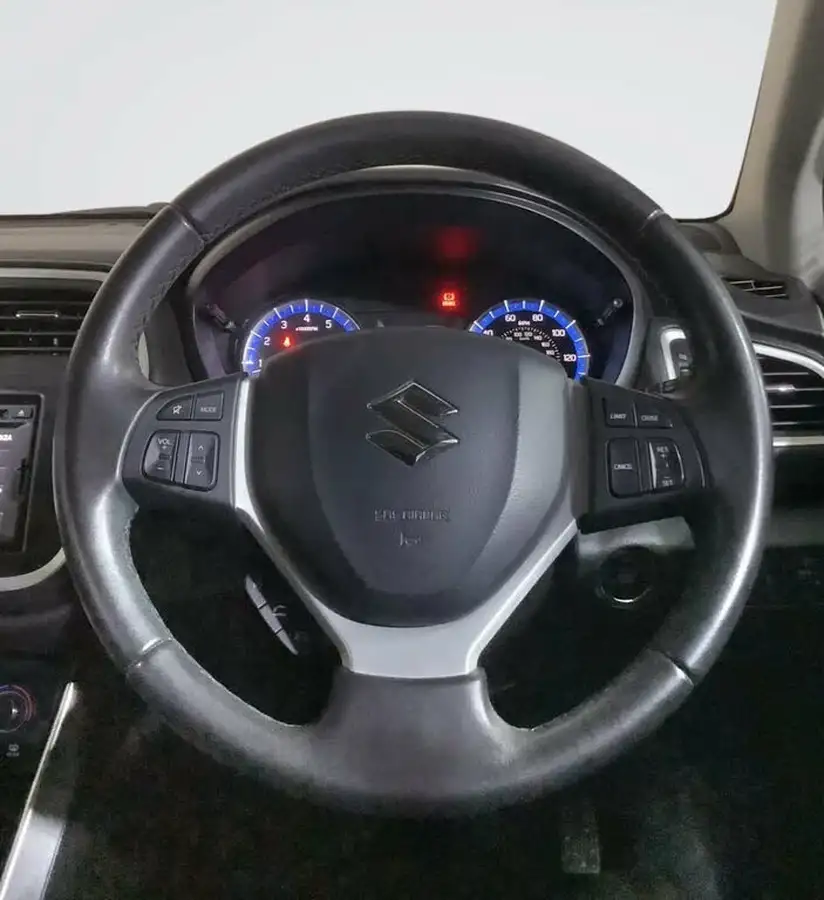 2016-suzuki-s-cross-16-sz-t-big-11