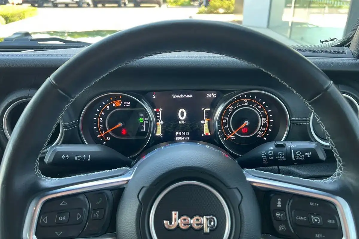2021-jeep-wrangler-20-gme-80th-anniversary-5d-big-29