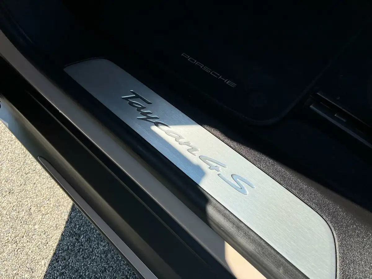 2023-porsche-taycan-e-4s-sport-turismo-530ps-big-27