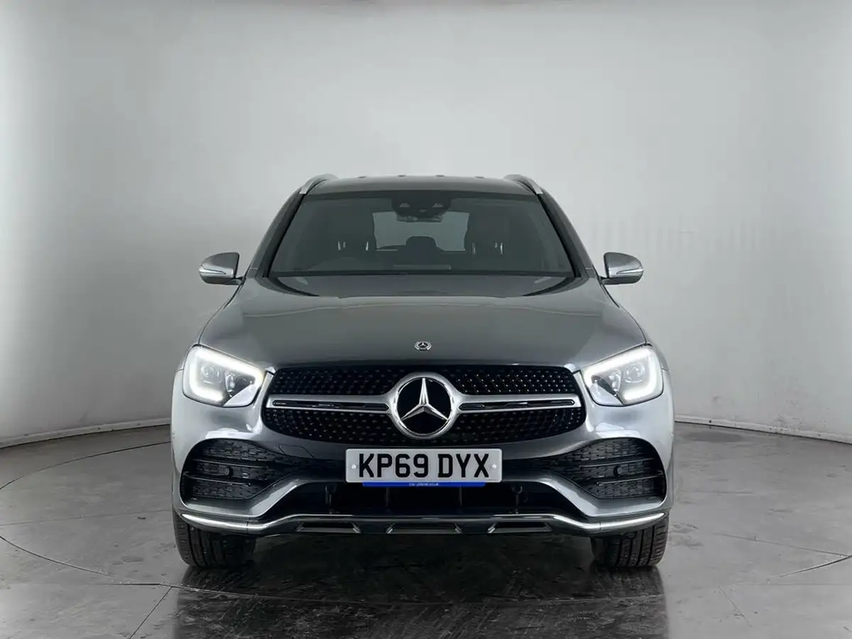 2020-mercedes-benz-glc-class-20d-glc300d-amg-line-premium-station-wagon-5d-big-38