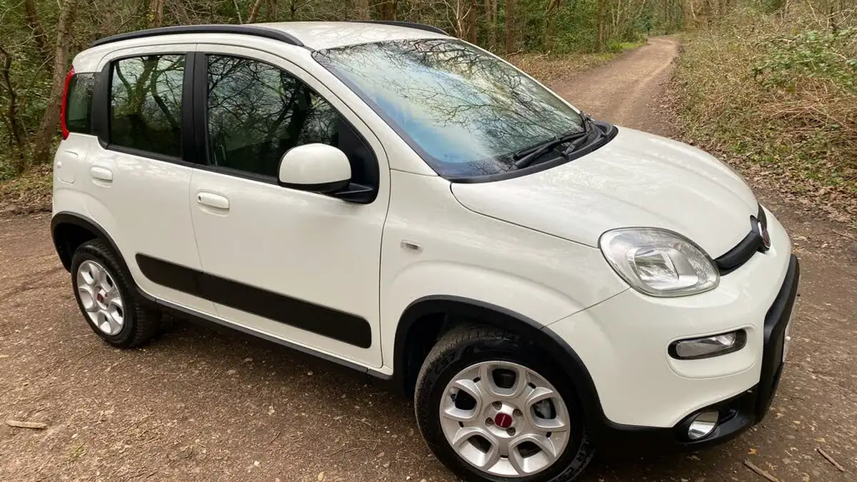 2014-fiat-panda-09-trekking-big-13