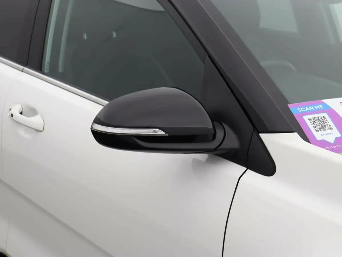 2020-kia-stonic-10-t-gdi-4-dct-big-40