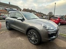 2015-porsche-cayenne-30td-small-0