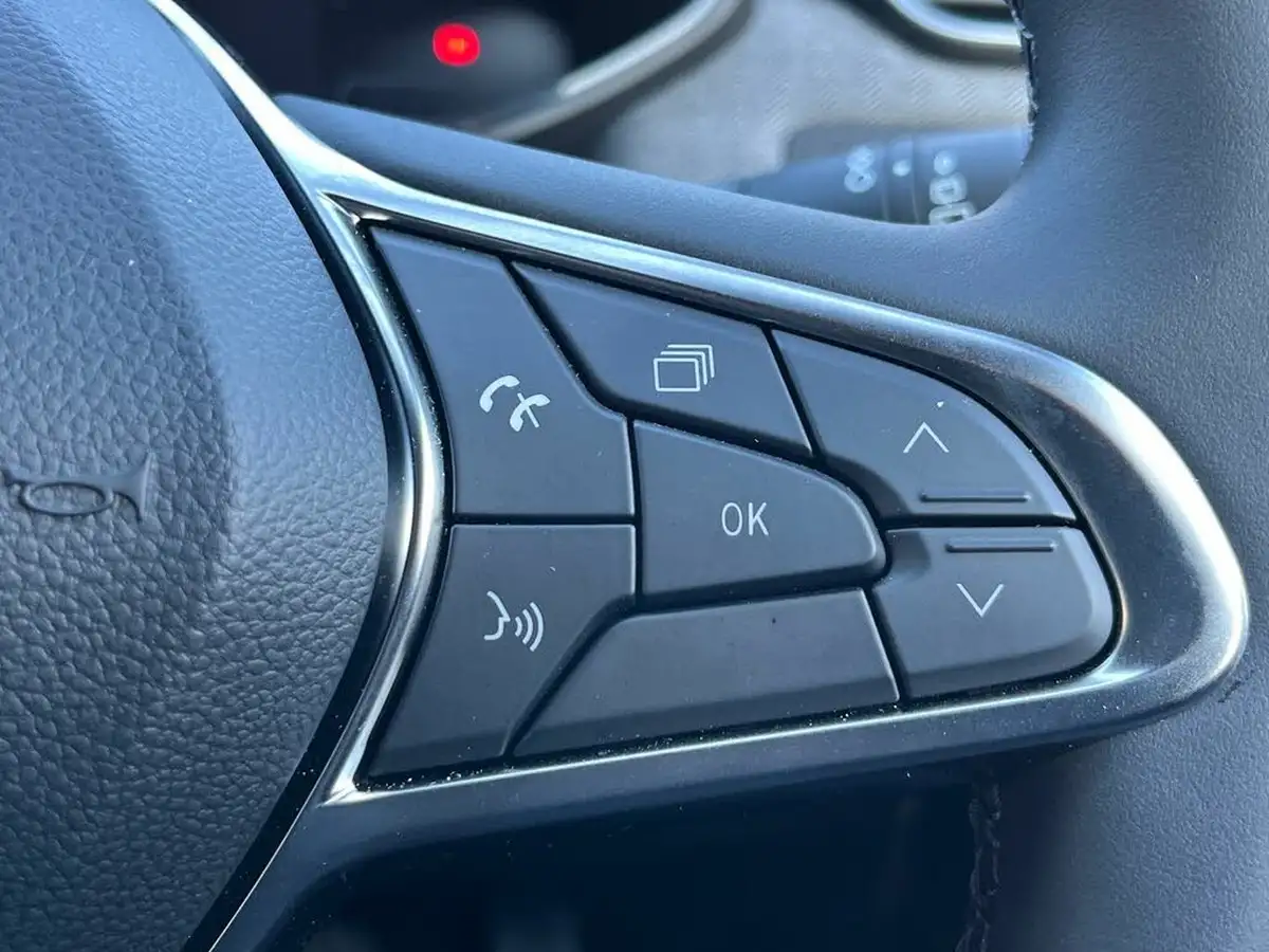2024-renault-clio-16-techno-big-24