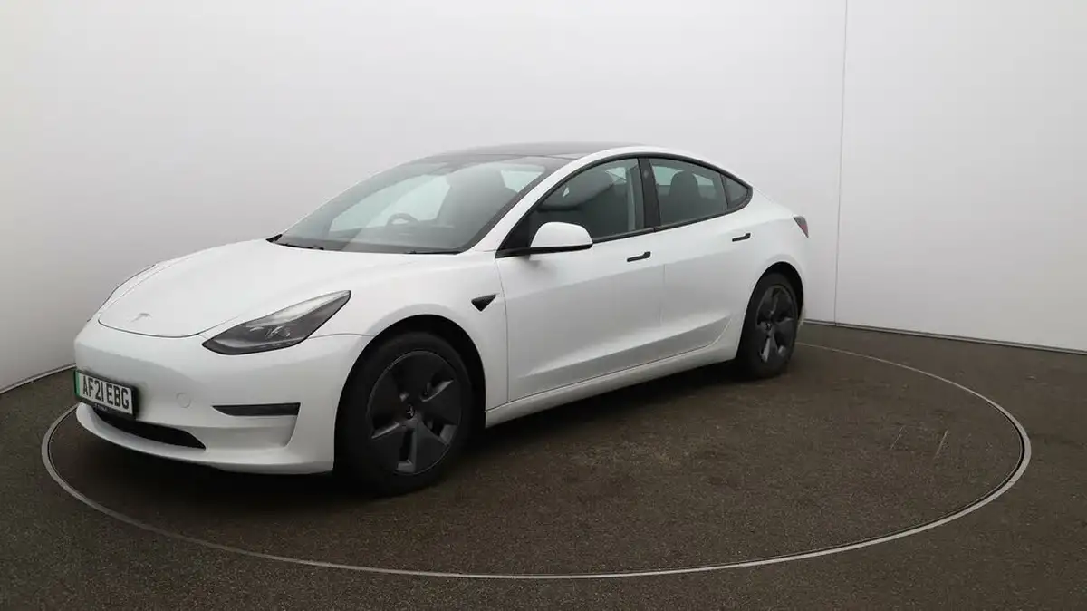 2021-tesla-model-3-e-long-range-4x4-big-3