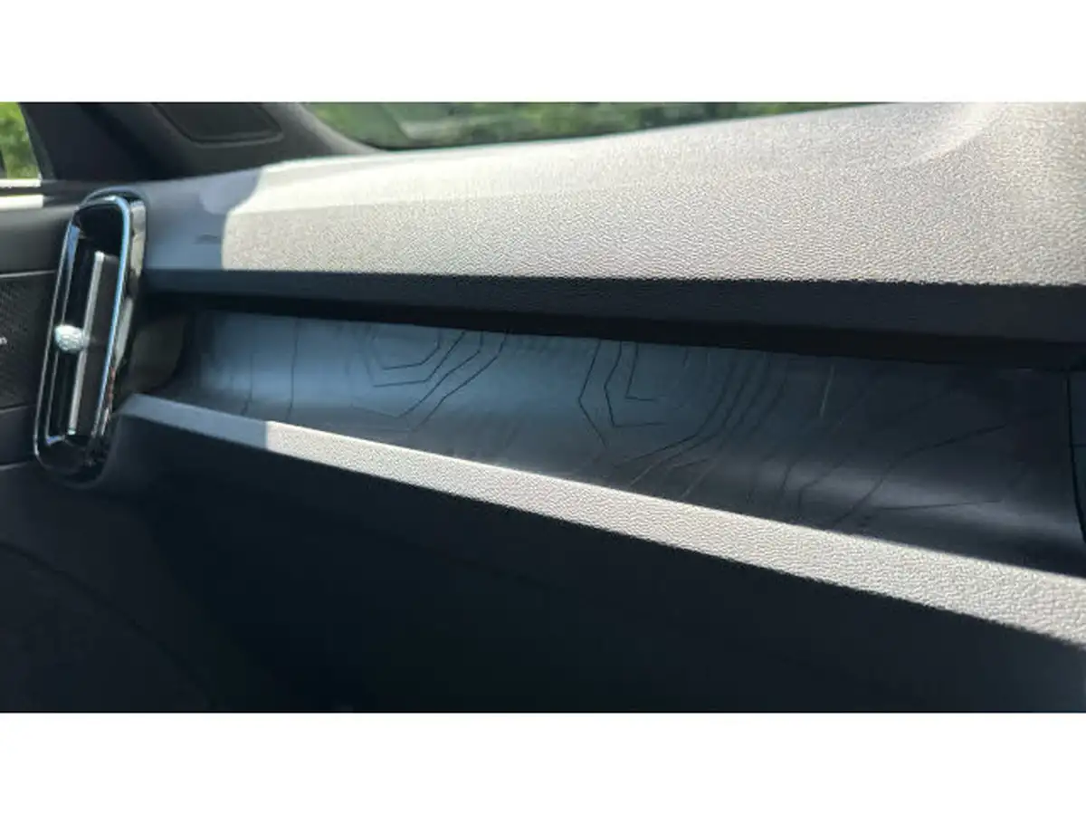 2022-volvo-c40-e-recharge-ultimate-228bhp-big-44