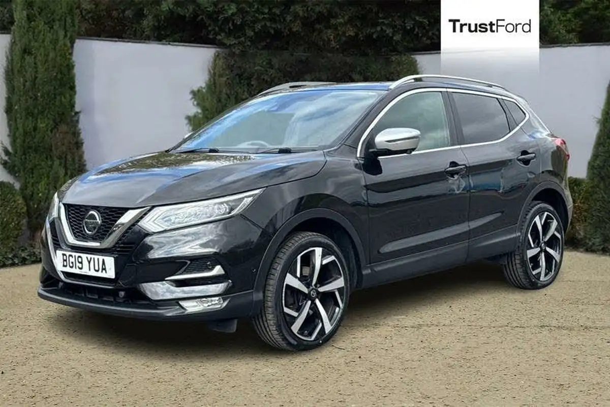 2019-nissan-qashqai-13-dig-t-tekna-160ps-big-4
