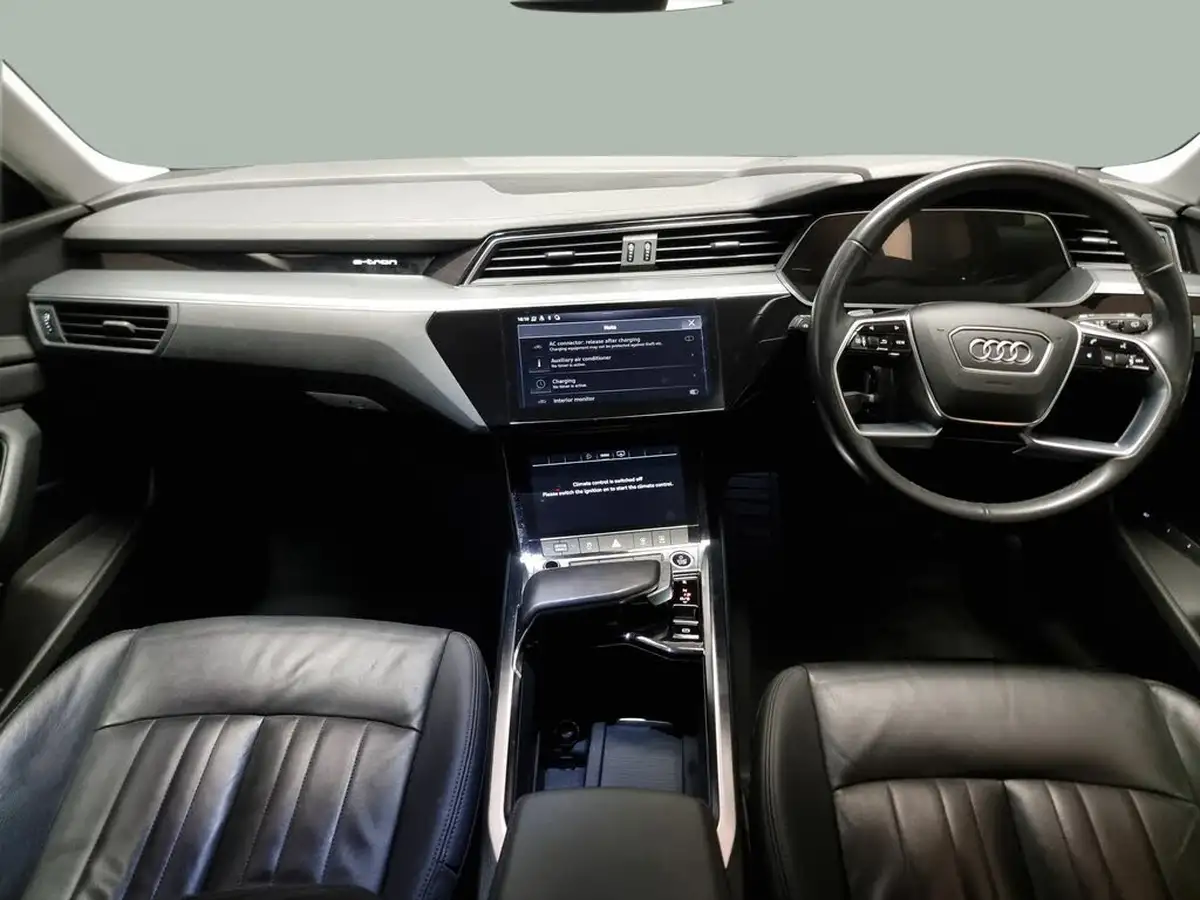 2021-audi-e-tron-50e-technik-station-wagon-big-7