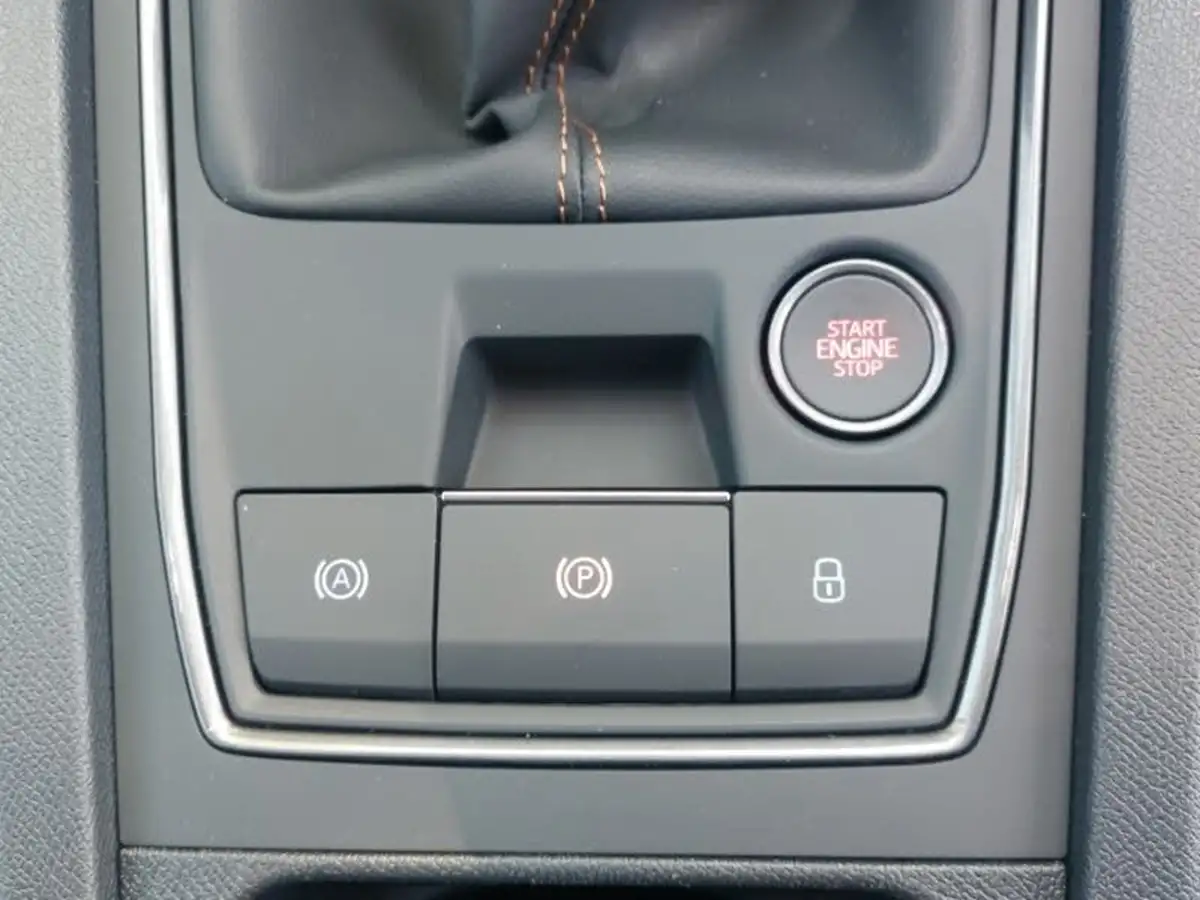2024-cupra-formentor-15-tsi-v2-big-15