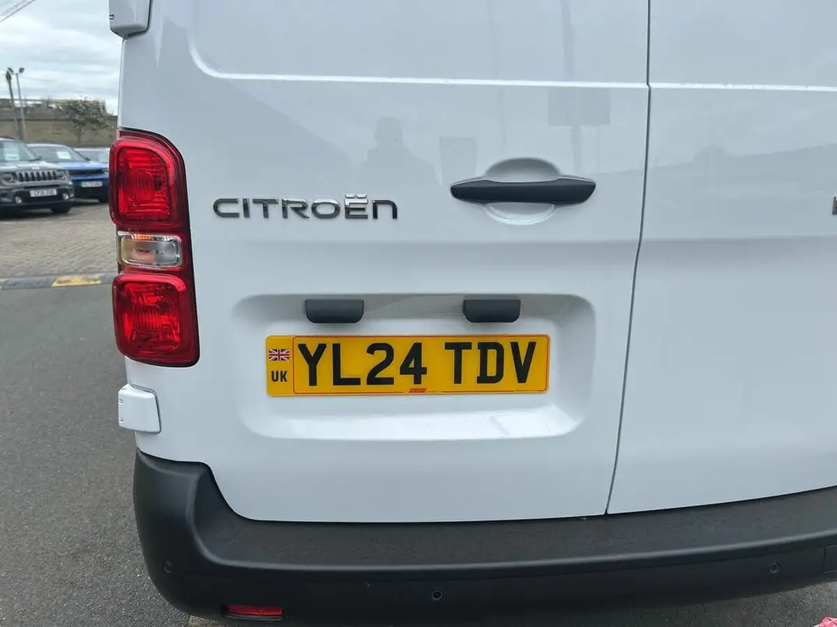 2024-citroen-dispatch-15bluehdi-enterprise-m-big-28