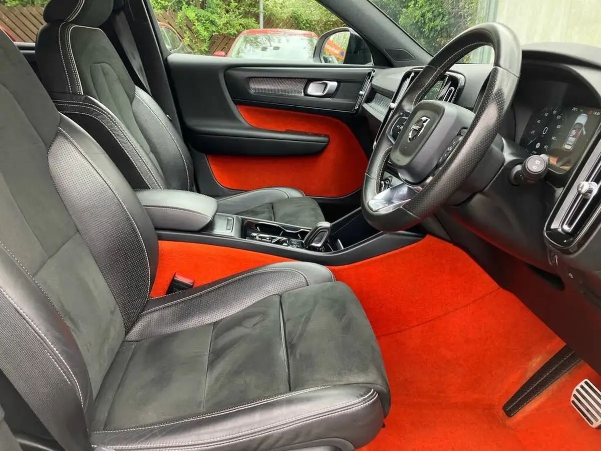 2019-volvo-xc40-20-t4-r-design-pro-awd-big-26