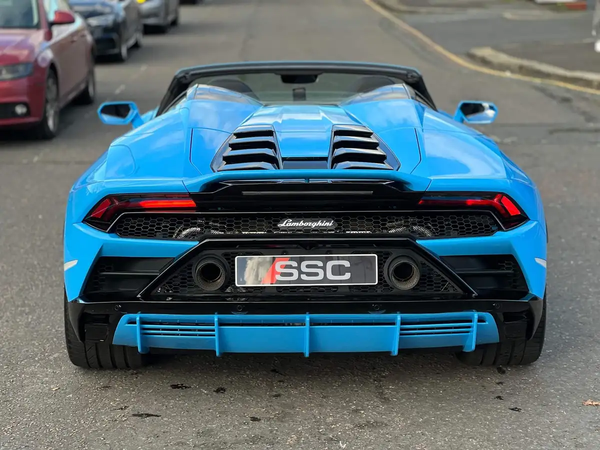 2023-lamborghini-huracan-52-evo-big-11