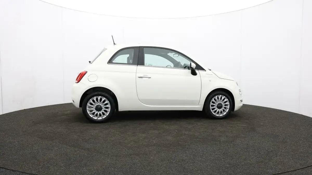 2021-fiat-500-10-dolcevita-big-37