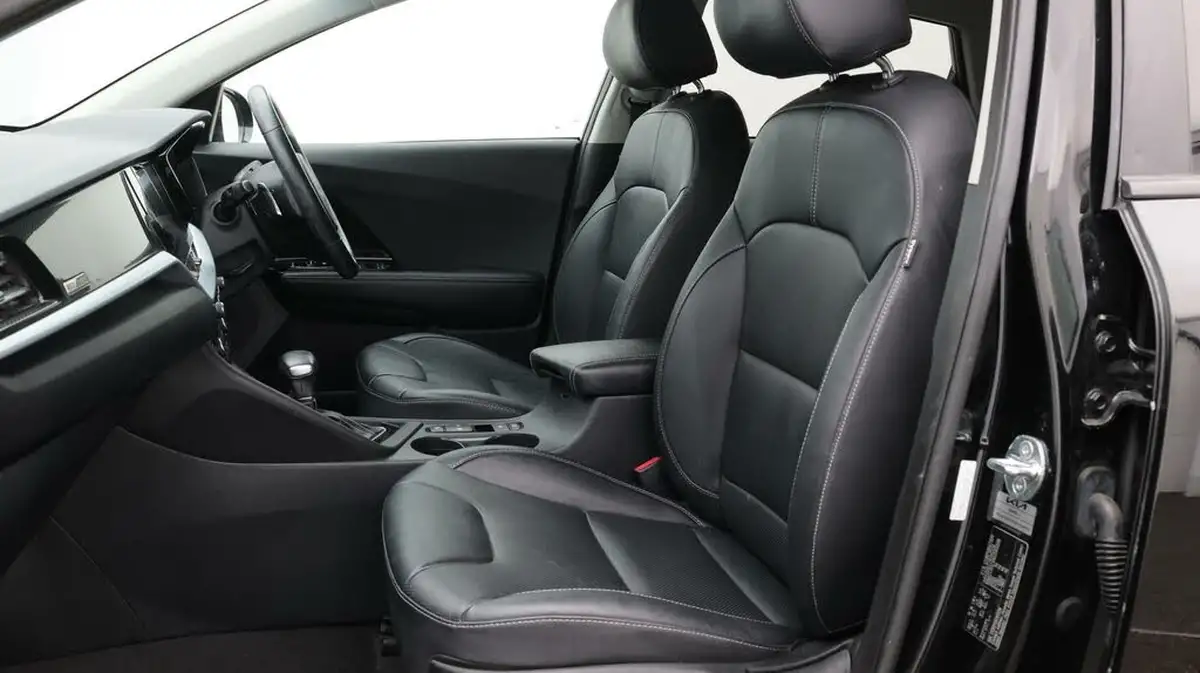 2022-kia-niro-16-gdi-3-156kwh-big-13