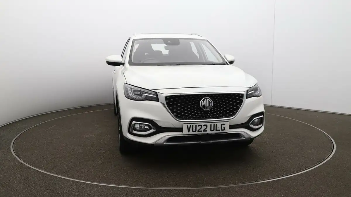 2022-mg-hs-15t-gdi-exclusive-162ps-big-42
